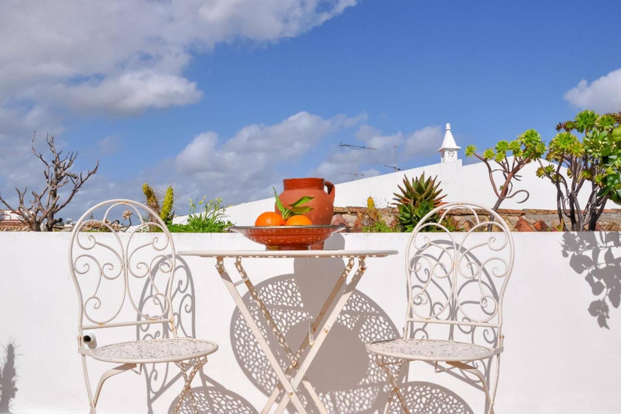 Chic Suite Sequa In Taviras Historical Centre Exterior photo